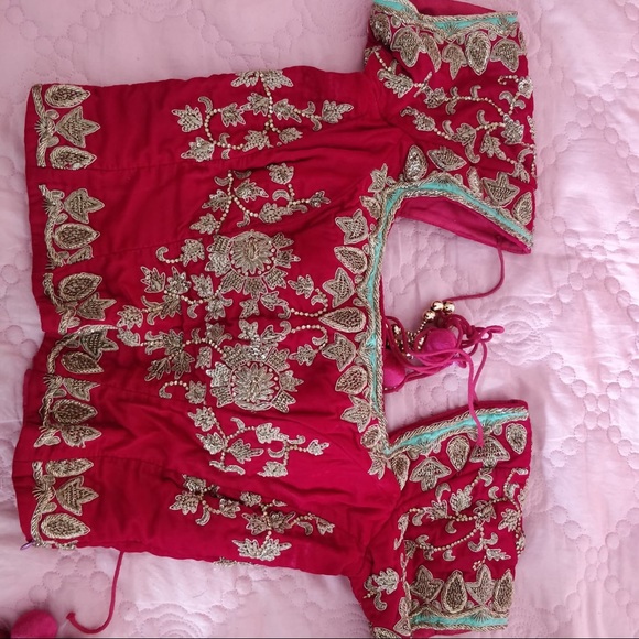 Beautiful Wedding Lehenga stitched - Picture 5 of 6